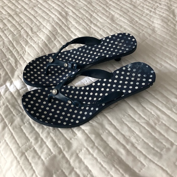 Not Rated Navy and White Polka Dot Sandals Waterproof 1” heal - Picture 10 of 11